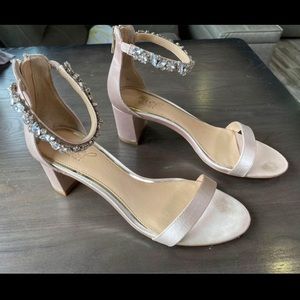 Size 8 Crystal Ankle Strap Satin Block Heels Badgley Mischka